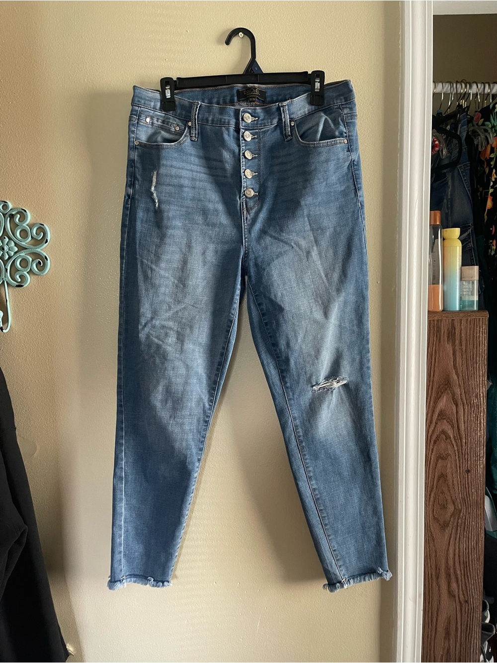 RACHEL Rachel Roy Women's Medium Blue Boyfriend Jeans with Button-Fly